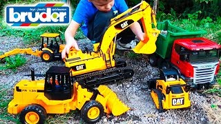 Excavator for Children | Trucks for kids | Construction Vehicles and Super truck Bruder Kids videos