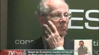 Premio Nobel de Economía visita el Perú