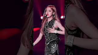 BLACKPINK ROSE POWERFUL WALK EDIT VIDEO #BLACKPINK #EDIT