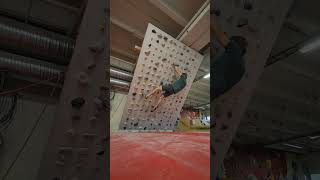 first ever #moonboard  problem! "the warm up problem", 6a+ @klatreverket9131