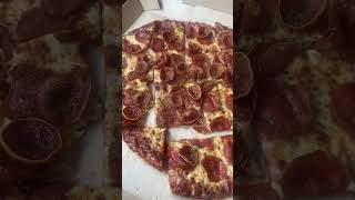 Pizza Hut Tavern Style Pizza Review #pizzahut #short #review #