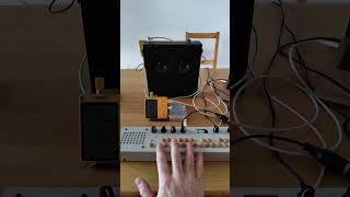 Playdate wavetable synth with Midi input