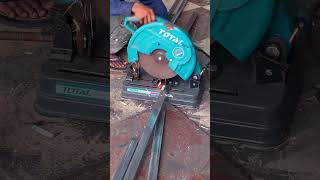 Cutting spark plug metal #sparkpower #metal working#metal lcutter  al