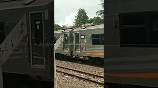 lokomotif cc206 13 26 yk ka manahan jpl.st.kutoarjo #keretaapi #video #vidioshorts