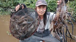 Mengejutkan!!Sungai kecil ini ternyata jadi sarang udang galah!!Mancing di momen HUT 77 RI🇮🇩