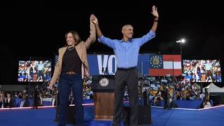 Kamala Harris Traded Her Pantsuit for the Ultimate Fall Boots and Jeans