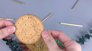 GULLON Digestive Classic Biscuits & YOGOOD Peanut Butter