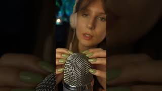 Intense MIC SCRATCHING 💙 + słowa wyzwalacze ASMR po polsku #shorts