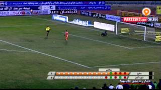 Andranik Teymourian (Saipa) vs. Zob Ahan