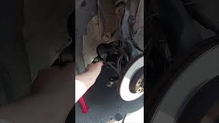 Tirante scatola sterzo da sostituire #manutenzioneauto #shortsvideo #shorts #shortvideo