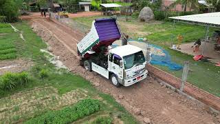 Start New Project!! Impressive Earthmoving: KOMATSU D20P Bulldozer and 5-Ton Trucks Fill the Site!