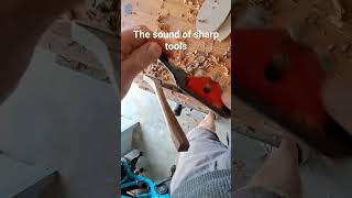 The sound of sharp tools #handmade #woodworking #artandcraft #wood #carving #handmadeart #diy