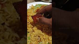 செம worth ah na Chicken Biryani ah irukke 🔥 | Ya mohideen #shorts #trending #marina