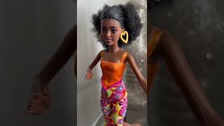 Barbie Fashionistas Petite Negra #Barbie #barbiedoll #barbie