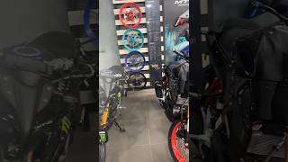 Yamaha mt 15 v2 monster vs mt v2 black edition