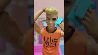 Barbie ken : calling dad