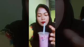 siang yang benar-benar panas minum es viral dan kekinian