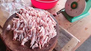 Chicken claws are best food for local, Selling chicken claw and internal organs of chicken