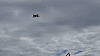 light aircraft takes off at Perpignan airport in strong wind!