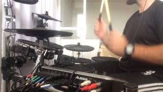 Brincando com minha Alesis DM10X Mesh Kit