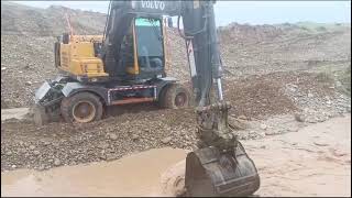 Desilting water channel @ Nari Head Works, Sibi. monsoon Rainfall Flooding, Irrigation D Balochistan