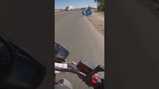 Cum Să Faci Față Traficului Pe Motocicletă #shorts  #motorcycle #filter