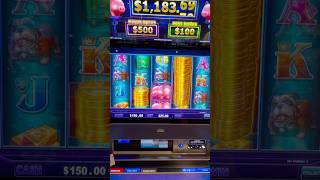 Play the hits! Piggies dont let me down! #money #gambling #casino #slots