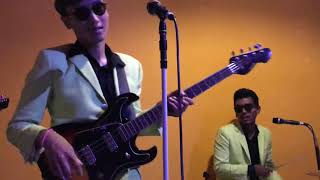 The Pinholes (Live at Sixers Barbershop)