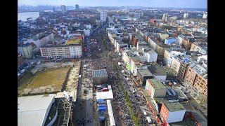 Zehntausende bei Demo in Hamburg gegen Ukraine-Krieg