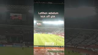 Para pemain memasuki lapangan sebelum laga di mulai #shortvideo #timnasindonesia #timnas #timnasday