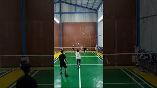 Niat balas budi 😂 #badminton #bulutangkis #shorts