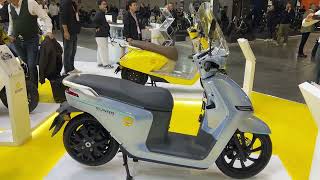 Sunra Scooter (2024) Walkaround - EICMA 2023 Fiera Milano Rho