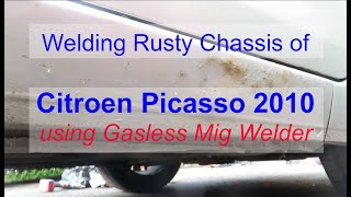 Welding Chassis of Citroen Picasso 2010