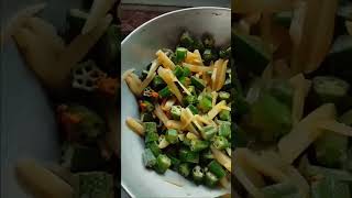 Aloo Bhindi Recipe/ Aloo Bhindi Bhaja #aloobhindi #food #foodvideo #foodie #bhindi #aloo #shorts