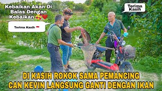 Di Kasih Rokok Oleh Pemancing Taiwan Can Kevin Langsung Ngasih Ikan Nila Babon