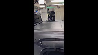 Removing your Peragon Limited HDx truck bed cover