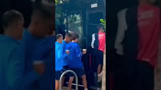 Sergio canales camina con normalidad previo al entrenamiento Liga Mx 2024