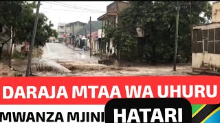 HATARI YA DARAJA LA WAKOMA MTAA WA UHURU, MWANZA MJINI,HALI SIO NZURI MAJI   #habarileo #tanzania