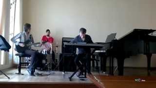 Gloshkin, Lenivenko, Oleynik - Shedding the old skin (live 24/04/2013)