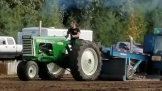 Oliver 880 pulling 5000lb