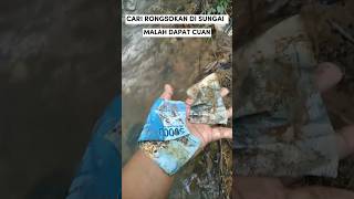 Lumayan.Malah dapat cuan.Cari RONGSOKAN di sungai tadi. Lumayan siapa yg mau ngasih segini.