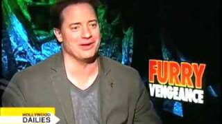 Brendan Fraser talks about putting on some pounds for his role