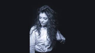 Tennis Court - Lorde (8D Audio)