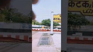 ट्रेन मैनेजर जंगल में अपनी सुरक्षा कैसे करते है#trains #ytshorts #indianrailway #shorts