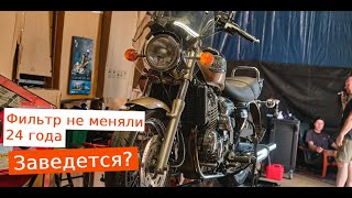 Этот Triumph Thunderbird 900 почти не ездил с 2000 года. Меняем жидкости и заводим! [мото-дневник 1]