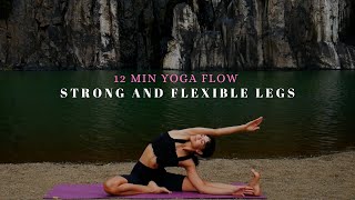 12 min yoga flow - force et souplesse des jambes