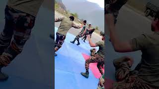 Foujan foujan karva du gaon mai #armystatus #commando #youtubeshorts #masti #shorts