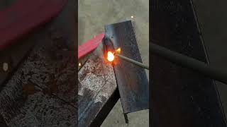 Make yourself a professional welder by using this trick