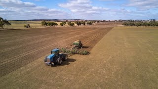 Farming in the West Australian Wheatbelt - East of Narembeen