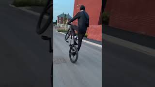 I think he loves him 🤩 #rap #music #hiphop #mtb #wheelie #mountainbikestunts #viral #automobile